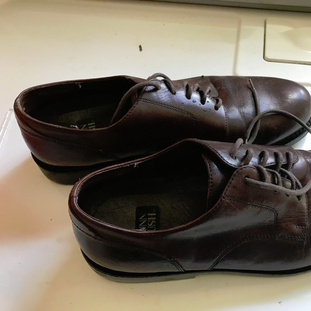 NunnBush brown dress shoe man size 11.5